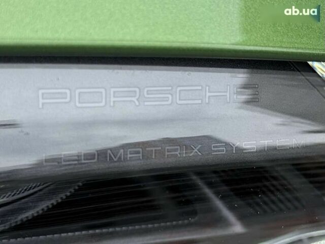 Порше Тайкан, объемом двигателя 0 л и пробегом 8 тыс. км за 105000 $, фото 29 на Automoto.ua