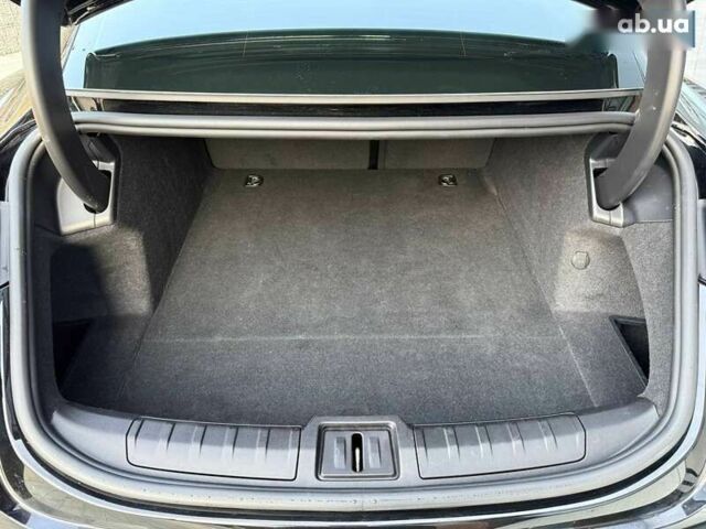 Порше Тайкан, объемом двигателя 0 л и пробегом 32 тыс. км за 45500 $, фото 14 на Automoto.ua