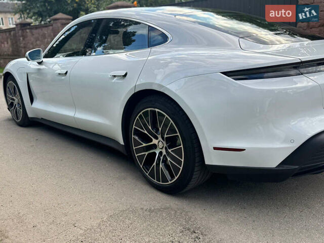 Порше Тайкан, об'ємом двигуна 0 л та пробігом 17 тис. км за 58100 $, фото 10 на Automoto.ua