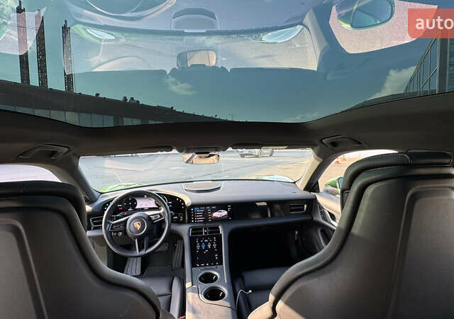 Порше Тайкан, объемом двигателя 0 л и пробегом 54 тыс. км за 67000 $, фото 10 на Automoto.ua