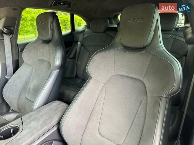 Порше Тайкан, об'ємом двигуна 0 л та пробігом 35 тис. км за 99999 $, фото 50 на Automoto.ua