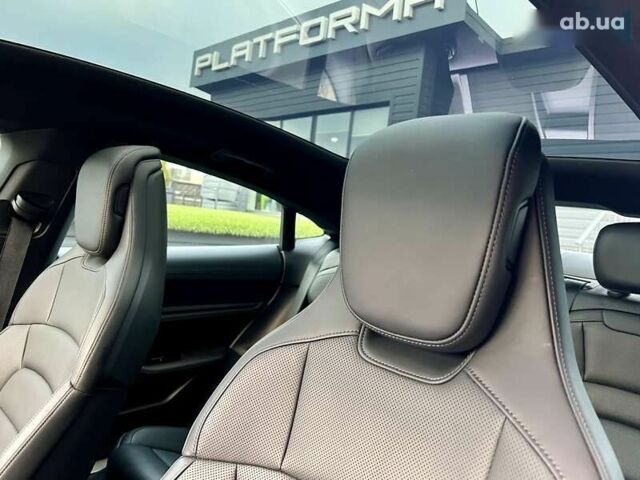 Порше Тайкан, объемом двигателя 0 л и пробегом 14 тыс. км за 57900 $, фото 24 на Automoto.ua