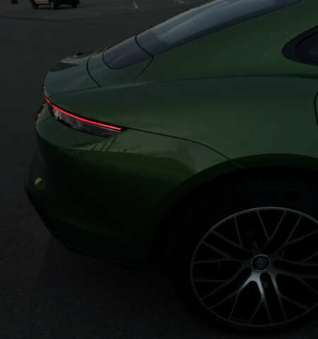 Порше Тайкан, объемом двигателя 0 л и пробегом 54 тыс. км за 67000 $, фото 15 на Automoto.ua