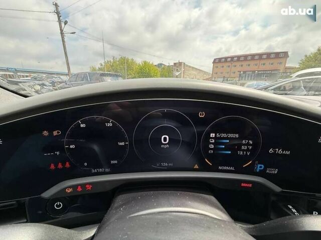 Порше Тайкан, об'ємом двигуна 0 л та пробігом 55 тис. км за 32000 $, фото 12 на Automoto.ua