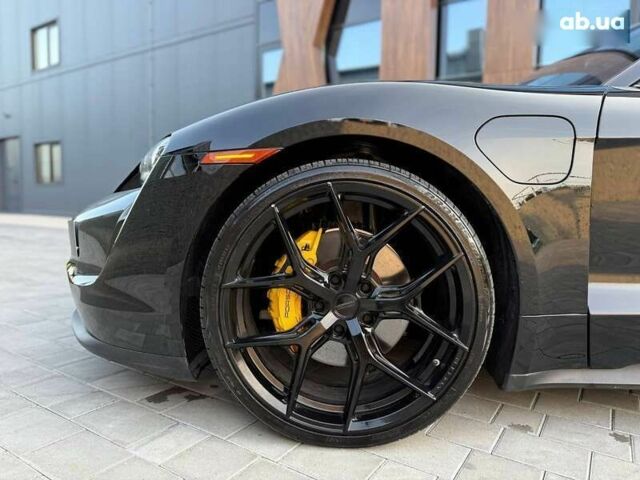 Порше Тайкан, объемом двигателя 0 л и пробегом 32 тыс. км за 45500 $, фото 8 на Automoto.ua