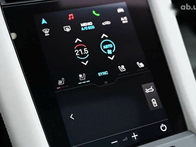 Порше Тайкан, об'ємом двигуна 0 л та пробігом 34 тис. км за 78239 $, фото 13 на Automoto.ua