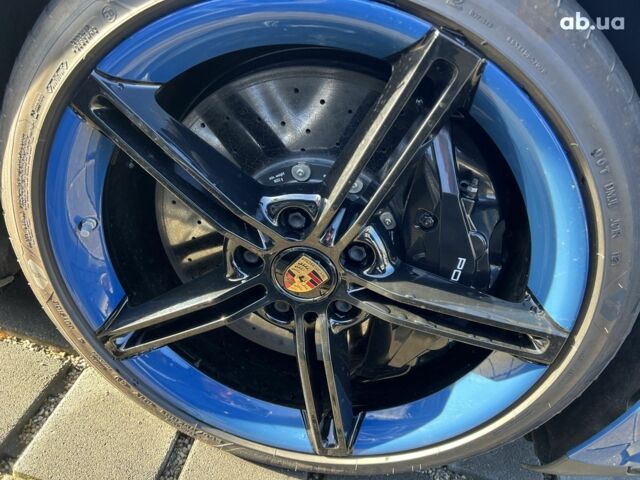 Порше Тайкан, объемом двигателя 0 л и пробегом 0 тыс. км за 215404 $, фото 26 на Automoto.ua