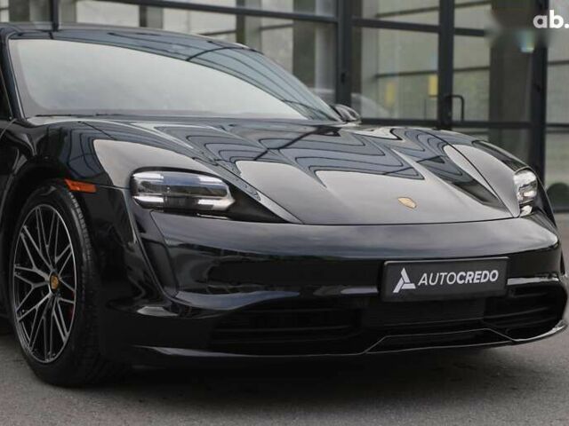 Порше Тайкан, объемом двигателя 0 л и пробегом 27 тыс. км за 61500 $, фото 6 на Automoto.ua