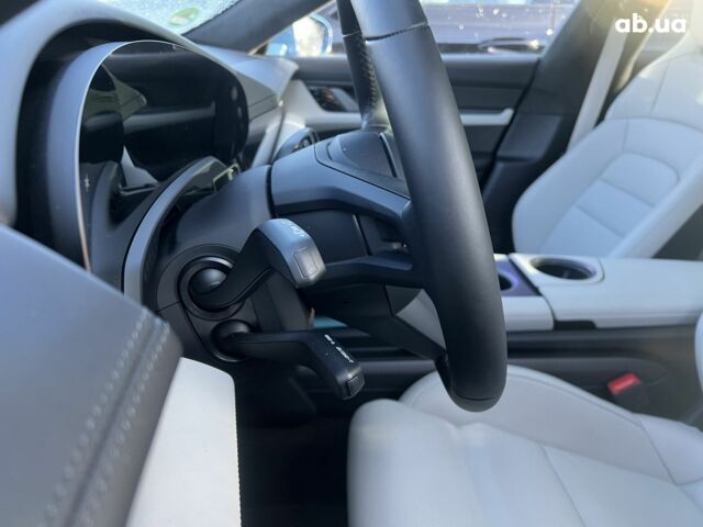 Порше Тайкан, объемом двигателя 0 л и пробегом 0 тыс. км за 215404 $, фото 39 на Automoto.ua