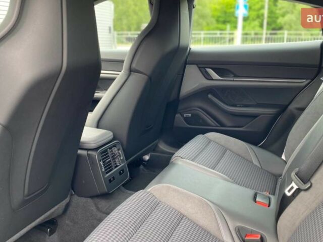 купить новое авто Порше Тайкан 2024 года от официального дилера Порше Центр Київ Аеропорт Порше фото