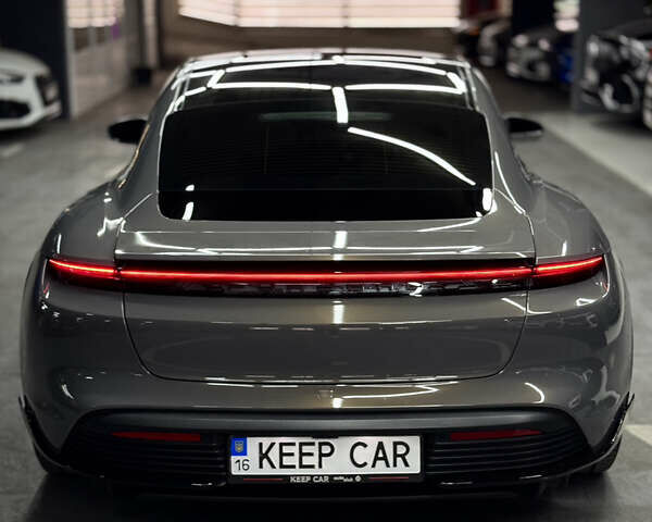 Серый Порше Тайкан, объемом двигателя 0 л и пробегом 75 тыс. км за 65000 $, фото 7 на Automoto.ua