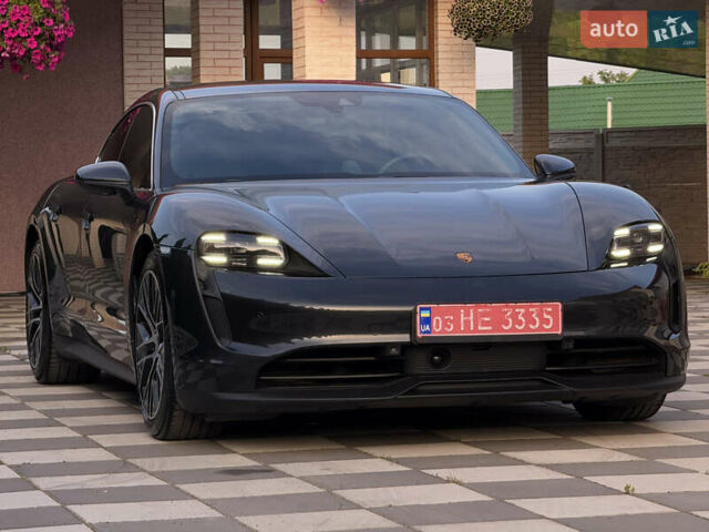 Серый Порше Тайкан, объемом двигателя 0 л и пробегом 129 тыс. км за 53500 $, фото 10 на Automoto.ua