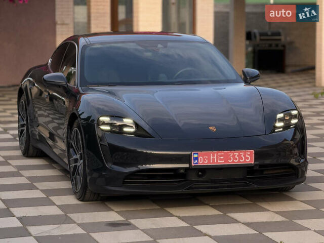 Серый Порше Тайкан, объемом двигателя 0 л и пробегом 129 тыс. км за 53500 $, фото 12 на Automoto.ua