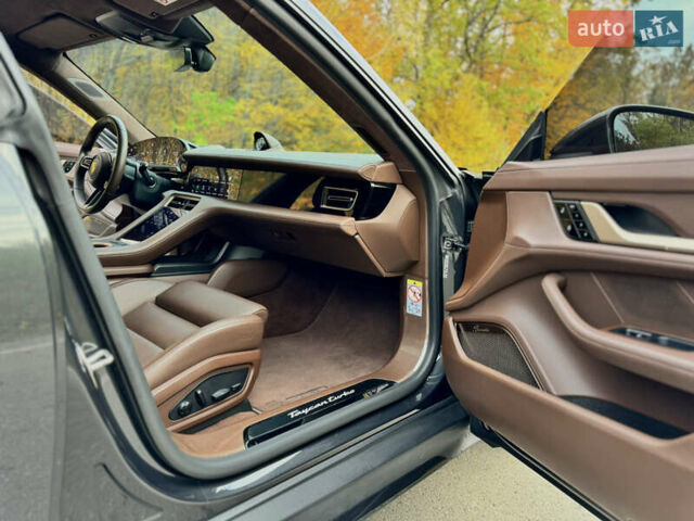 Порше Тайкан 2020 в Киеве на Automoto.ua Серый Порше Тайкан, объемом двигателя 0 л и пробегом 36 тыс. км за 83000 $, фото 32 на Automoto.ua