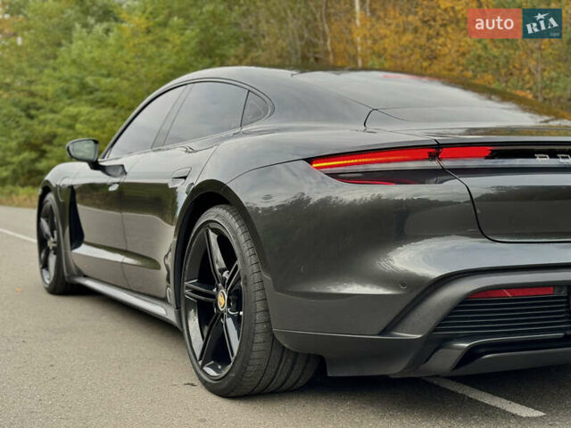 Порше Тайкан 2020 в Киеве на Automoto.ua Серый Порше Тайкан, объемом двигателя 0 л и пробегом 36 тыс. км за 83000 $, фото 10 на Automoto.ua