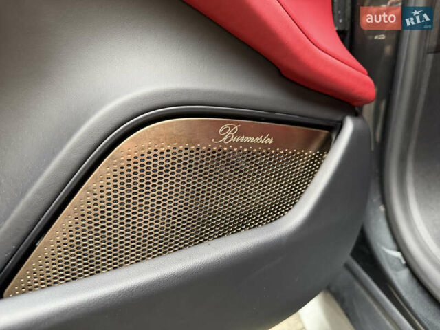 Сірий Порше Тайкан, об'ємом двигуна 0 л та пробігом 147 тис. км за 69890 $, фото 27 на Automoto.ua