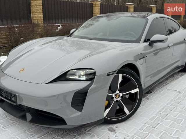 Серый Порше Тайкан, объемом двигателя 0 л и пробегом 24 тыс. км за 100000 $, фото 12 на Automoto.ua
