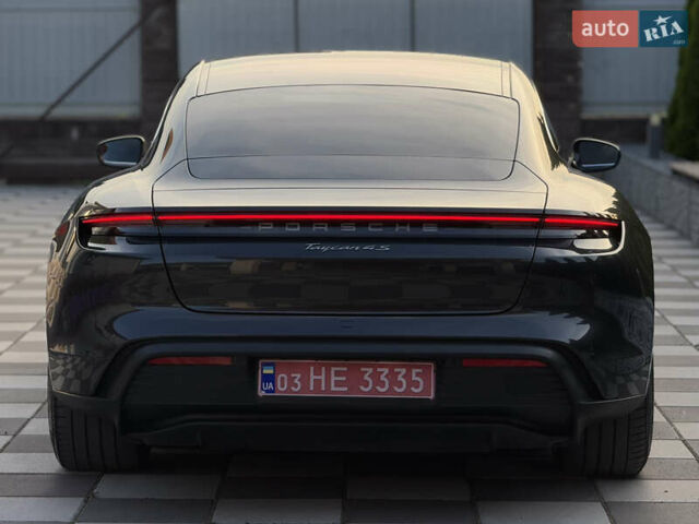 Серый Порше Тайкан, объемом двигателя 0 л и пробегом 129 тыс. км за 53500 $, фото 21 на Automoto.ua