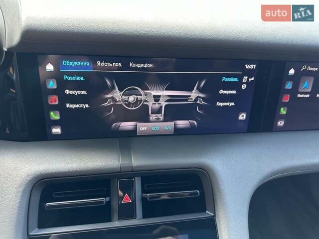 Серый Порше Тайкан, объемом двигателя 0 л и пробегом 58 тыс. км за 62000 $, фото 9 на Automoto.ua