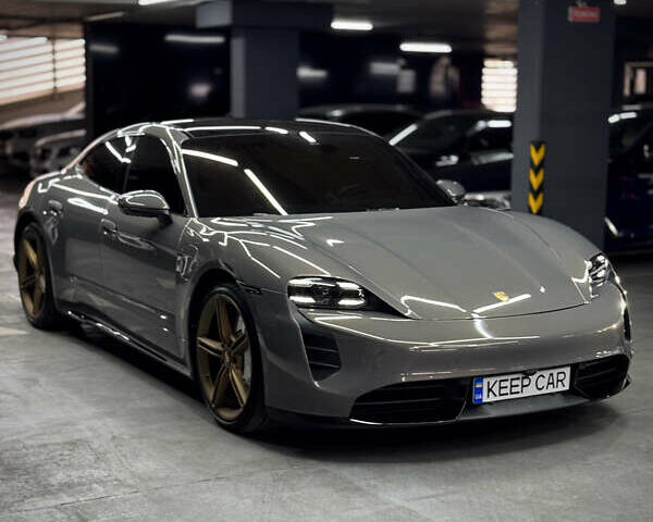 Серый Порше Тайкан, объемом двигателя 0 л и пробегом 75 тыс. км за 65000 $, фото 1 на Automoto.ua