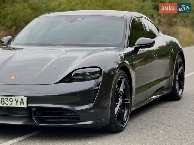 Порше Тайкан 2020 в Киеве на Automoto.ua Серый Порше Тайкан, объемом двигателя 0 л и пробегом 36 тыс. км за 83000 $, фото 5 на Automoto.ua