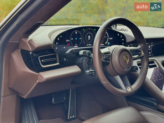Порше Тайкан 2020 в Киеве на Automoto.ua Серый Порше Тайкан, объемом двигателя 0 л и пробегом 36 тыс. км за 83000 $, фото 26 на Automoto.ua