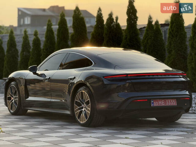 Серый Порше Тайкан, объемом двигателя 0 л и пробегом 129 тыс. км за 53500 $, фото 28 на Automoto.ua