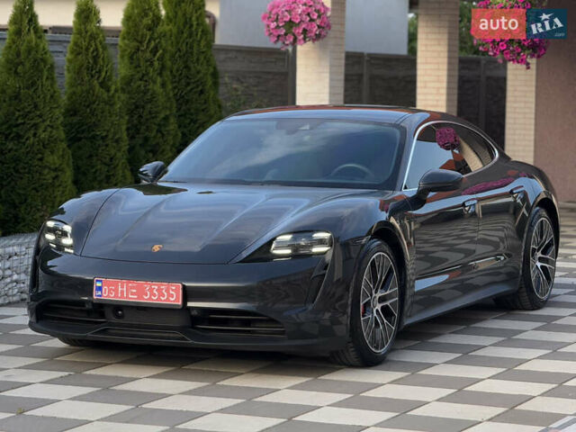 Серый Порше Тайкан, объемом двигателя 0 л и пробегом 129 тыс. км за 53500 $, фото 9 на Automoto.ua