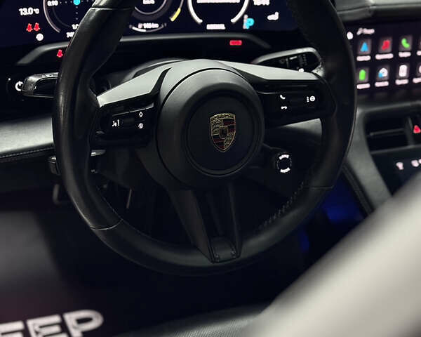 Серый Порше Тайкан, объемом двигателя 0 л и пробегом 75 тыс. км за 65000 $, фото 16 на Automoto.ua