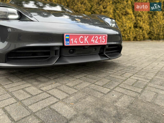 Сірий Порше Тайкан, об'ємом двигуна 0 л та пробігом 147 тис. км за 69890 $, фото 14 на Automoto.ua