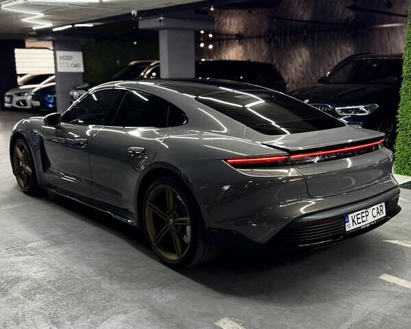 Серый Порше Тайкан, объемом двигателя 0 л и пробегом 75 тыс. км за 65000 $, фото 5 на Automoto.ua