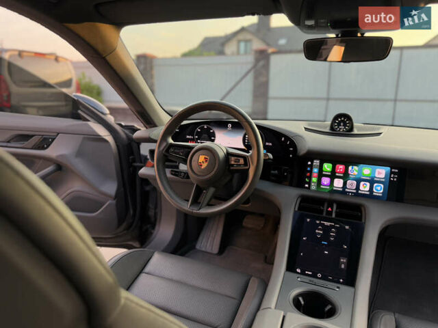 Серый Порше Тайкан, объемом двигателя 0 л и пробегом 129 тыс. км за 53500 $, фото 73 на Automoto.ua