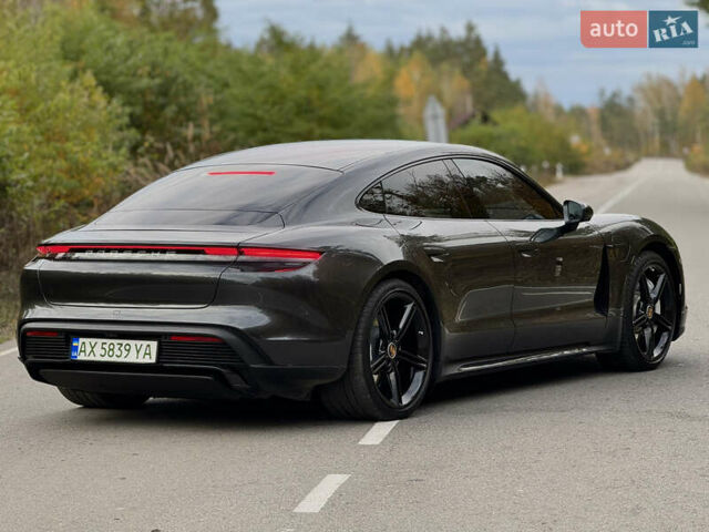 Порше Тайкан 2020 в Киеве на Automoto.ua Серый Порше Тайкан, объемом двигателя 0 л и пробегом 36 тыс. км за 83000 $, фото 17 на Automoto.ua