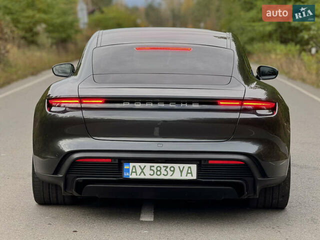 Порше Тайкан 2020 в Киеве на Automoto.ua Серый Порше Тайкан, объемом двигателя 0 л и пробегом 36 тыс. км за 83000 $, фото 7 на Automoto.ua