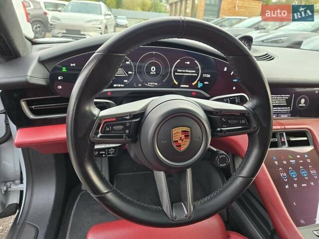 Серый Порше Тайкан, объемом двигателя 0 л и пробегом 89 тыс. км за 83888 $, фото 31 на Automoto.ua