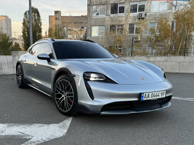 Серый Порше Тайкан, объемом двигателя 0 л и пробегом 114 тыс. км за 59500 $, фото 10 на Automoto.ua