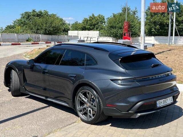 Сірий Порше Тайкан, об'ємом двигуна 0 л та пробігом 19 тис. км за 59900 $, фото 3 на Automoto.ua