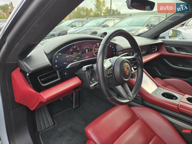 Серый Порше Тайкан, объемом двигателя 0 л и пробегом 89 тыс. км за 83888 $, фото 30 на Automoto.ua