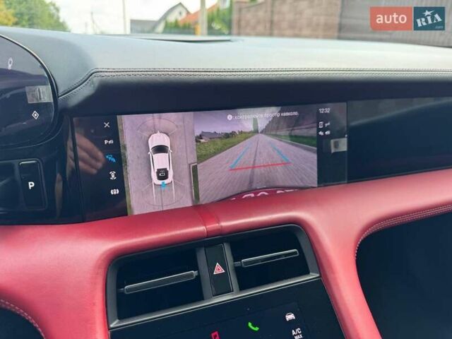 Серый Порше Тайкан, объемом двигателя 0 л и пробегом 80 тыс. км за 46600 $, фото 16 на Automoto.ua