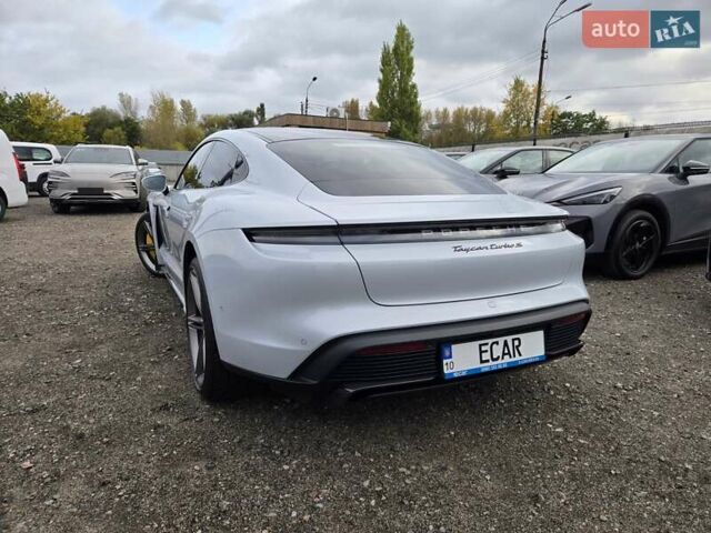 Серый Порше Тайкан, объемом двигателя 0 л и пробегом 89 тыс. км за 83888 $, фото 17 на Automoto.ua