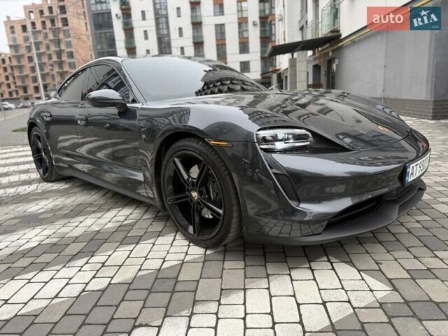 Серый Порше Тайкан, объемом двигателя 0 л и пробегом 53 тыс. км за 55000 $, фото 13 на Automoto.ua