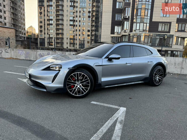 Серый Порше Тайкан, объемом двигателя 0 л и пробегом 114 тыс. км за 59500 $, фото 4 на Automoto.ua