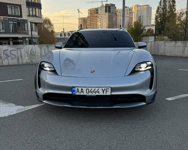 Серый Порше Тайкан, объемом двигателя 0 л и пробегом 114 тыс. км за 59500 $, фото 7 на Automoto.ua