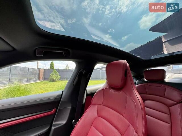 Серый Порше Тайкан, объемом двигателя 0 л и пробегом 80 тыс. км за 46600 $, фото 30 на Automoto.ua