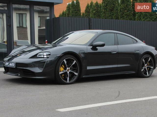 Серый Порше Тайкан, объемом двигателя 0 л и пробегом 1 тыс. км за 99700 $, фото 5 на Automoto.ua