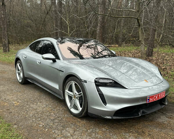 Серый Порше Тайкан, объемом двигателя 0 л и пробегом 55 тыс. км за 70000 $, фото 22 на Automoto.ua