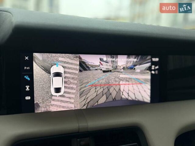 Серый Порше Тайкан, объемом двигателя 0 л и пробегом 53 тыс. км за 55000 $, фото 36 на Automoto.ua