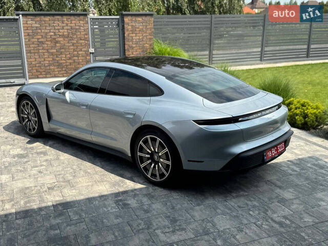 Сірий Порше Тайкан, об'ємом двигуна 0 л та пробігом 80 тис. км за 47000 $, фото 9 на Automoto.ua