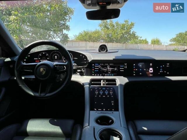 Сірий Порше Тайкан, об'ємом двигуна 0 л та пробігом 19 тис. км за 59900 $, фото 14 на Automoto.ua