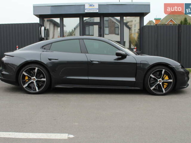 Серый Порше Тайкан, объемом двигателя 0 л и пробегом 1 тыс. км за 99700 $, фото 7 на Automoto.ua